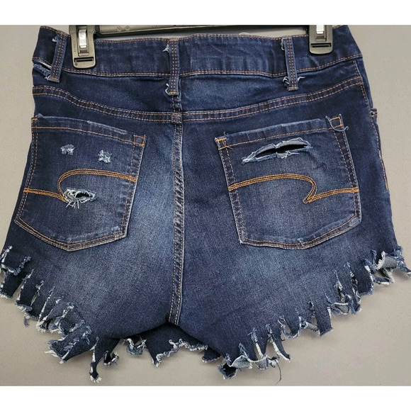 Time and Tru Thrashed Jean Shorts Supper Skinny Womens 14 Blue Denim Dark Wash - Picture 9 of 10